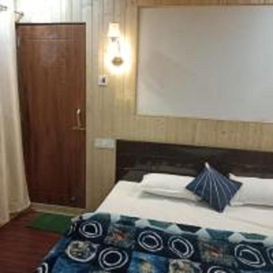 Himrab Chopta Resort Buitenkant foto