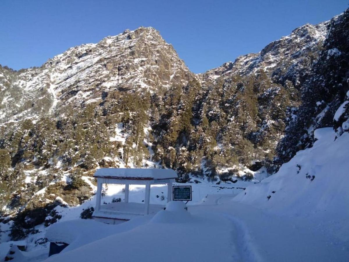 Himrab Chopta Resort Buitenkant foto